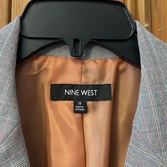 Nine West Light Gray Blazer - Picture 3 of 5